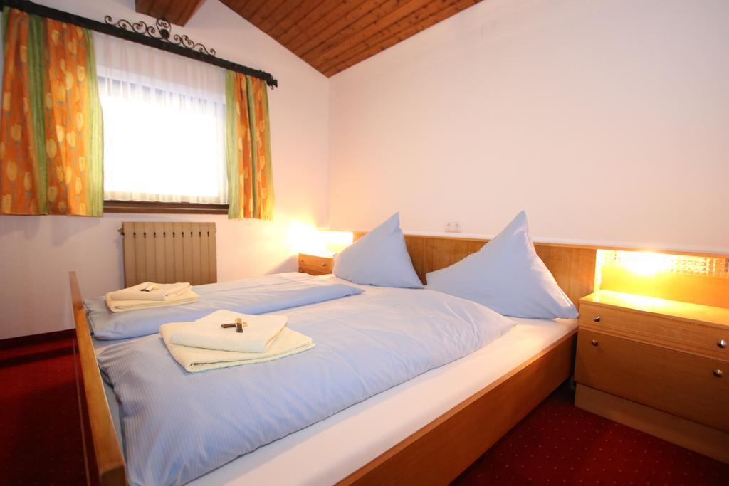 Haus Sonnenterrasse Apartment Sankt Veit im Pongau Luaran gambar